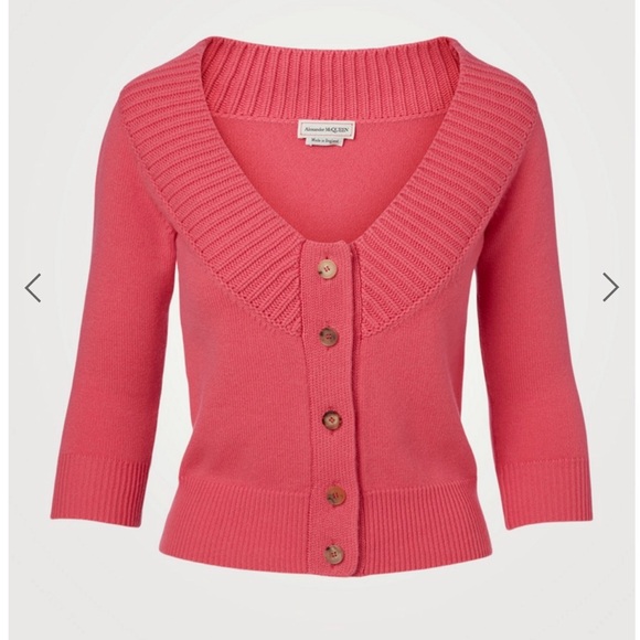Alexander McQueen Sweaters - Alexander McQueen Cashmere Off-the-Shoulder Pink Cardigan M